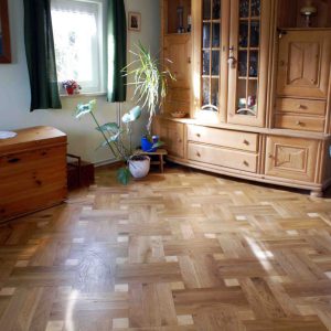 Flechtboden · Stabparkett mit Birkenwürfel · geölt